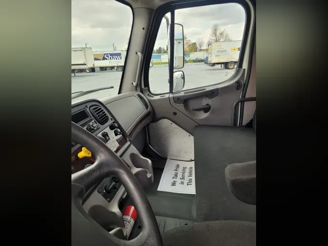 2019 FREIGHTLINER/MERCEDES M2 106