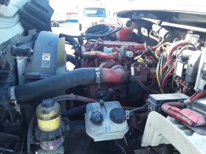 2020 FREIGHTLINER/MERCEDES M2 106