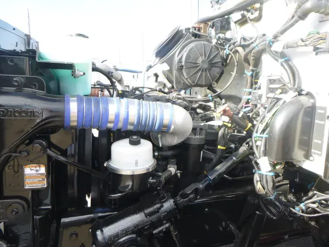 2020 Peterbilt 337