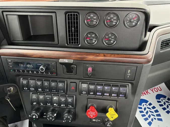 2026 International HX52024cf722d25a73c3e435024ef459b9866