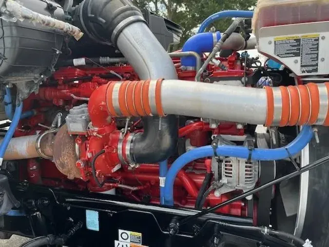 2020 Peterbilt 567