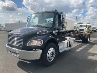 2018 FREIGHTLINER/MERCEDES M2 106