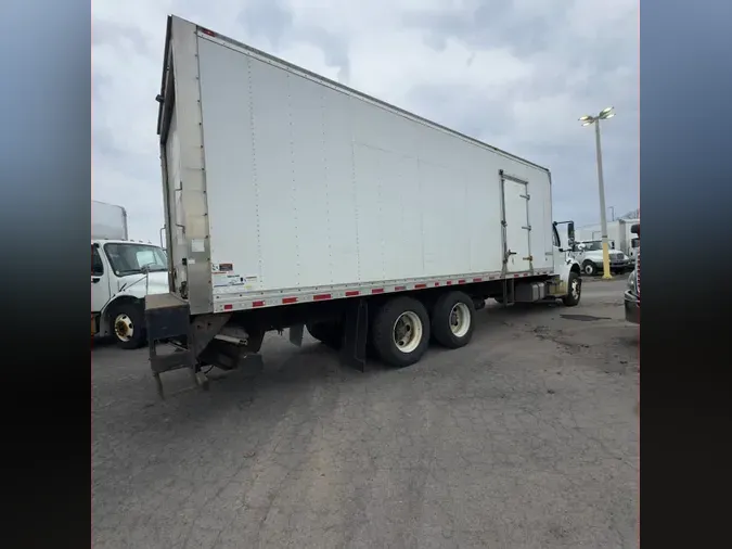 2018 FREIGHTLINER/MERCEDES M2 106