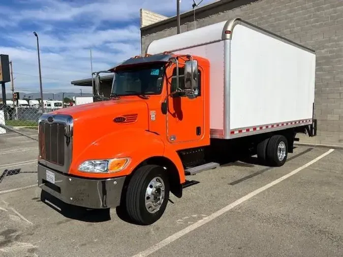 2021 Peterbilt 325