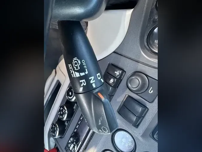 2019 Peterbilt 57924dab82bec919a05dd60553c454c0275