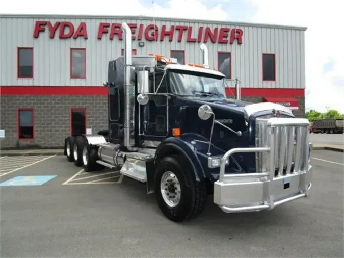 2019 Kenworth T800