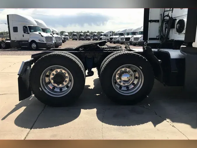 2021 INT LT625 6x4