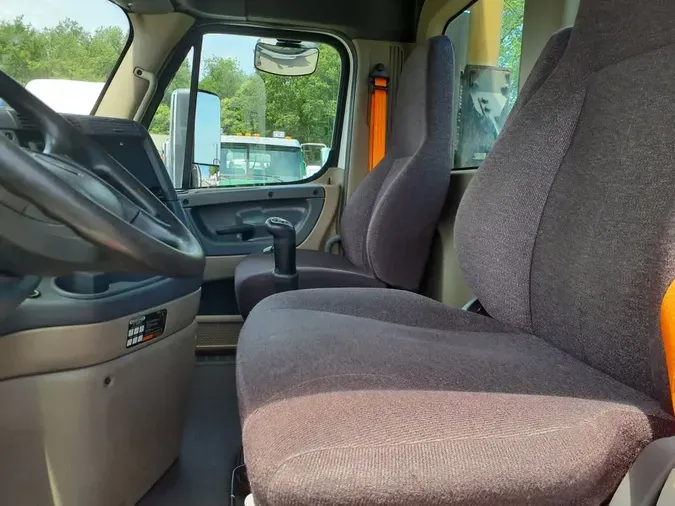 2020 FREIGHTLINER CASCADIA 125