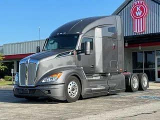 2025 Kenworth T680