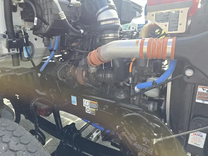 2025 Peterbilt 567