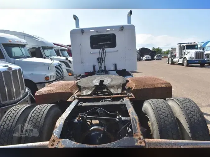 2013 PETERBILT 388