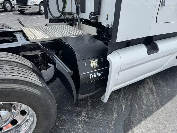 2022 Peterbilt 579