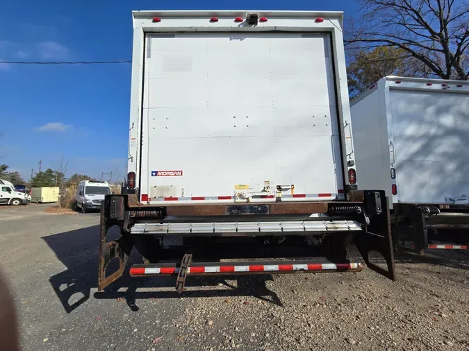 2018 FREIGHTLINER/MERCEDES M2 106