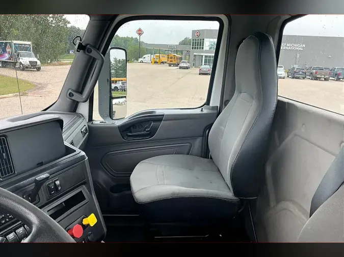 2019 INT LT625 6x4