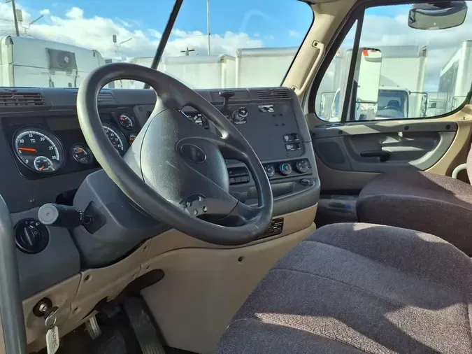 2017 FREIGHTLINER/MERCEDES CASCADIA 125