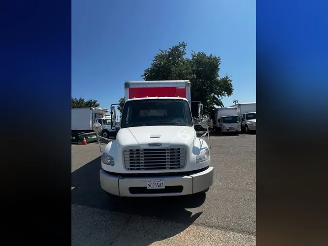 2017 FREIGHTLINER M2 106