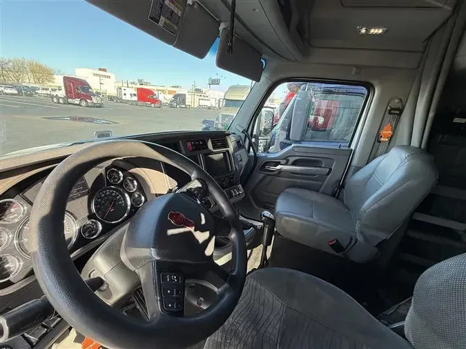 2018 KENWORTH T680