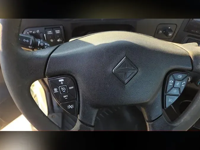 2020 INTERNATIONAL RH613