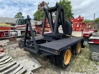 2001 J C TRAILERS