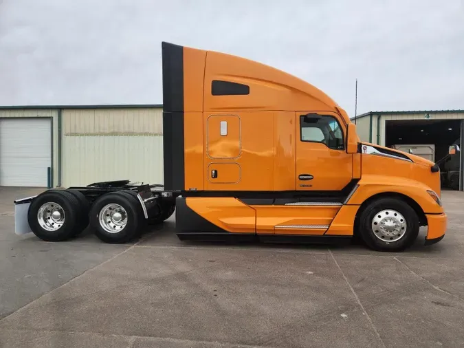 2026 Kenworth T68024fca311107f048865e953991f4ccc8a