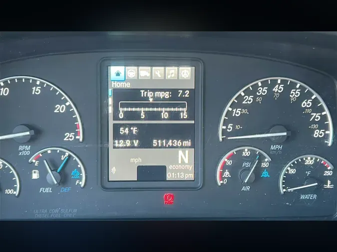 2021 Freightliner Cascadia 126