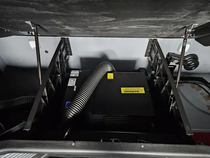 2021 VOLVO VNL64T74025038143d4de3b19b02454196ba8fe80