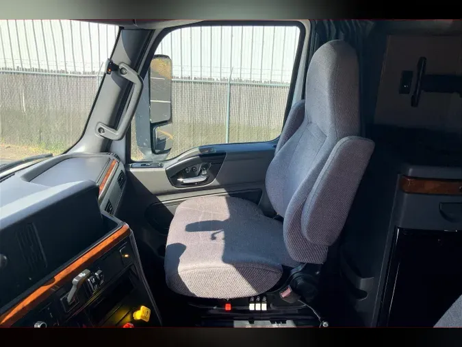 2021 INT LT625 6x4