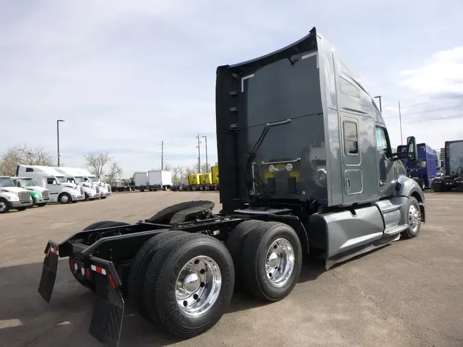 2022 Kenworth T680