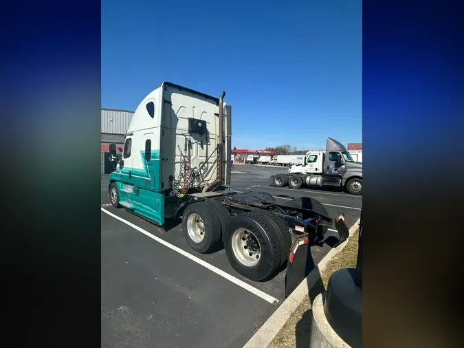 2019 FREIGHTLINER/MERCEDES CASCADIA 125250fc09baf496aa570655a6194be900a