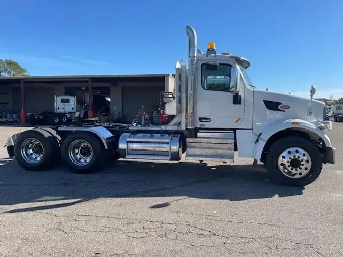 2018 Peterbilt 567