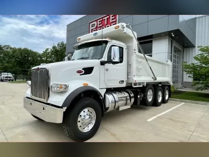 2025 Peterbilt 567