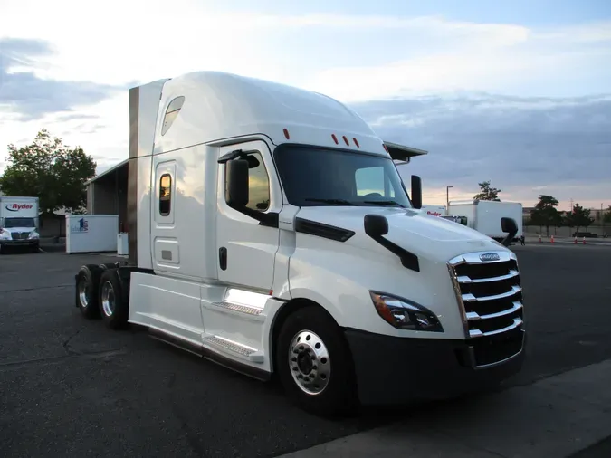 2019 FREIGHTLINER/MERCEDES NEW CASCADIA PX12664