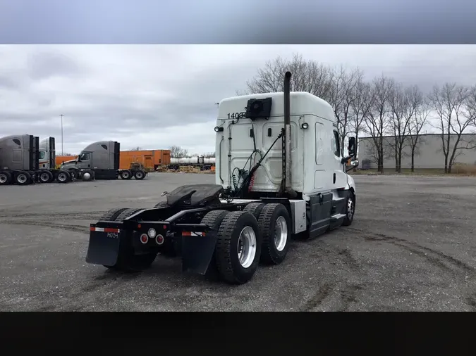 2022 Freightliner Cascadia 126251e06215a16a67158935841b5998a3f