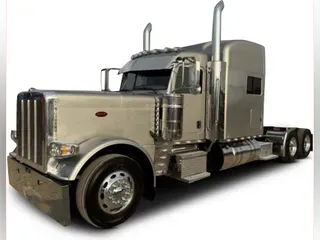 2023 Peterbilt 389