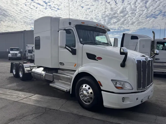 2022 Peterbilt 579
