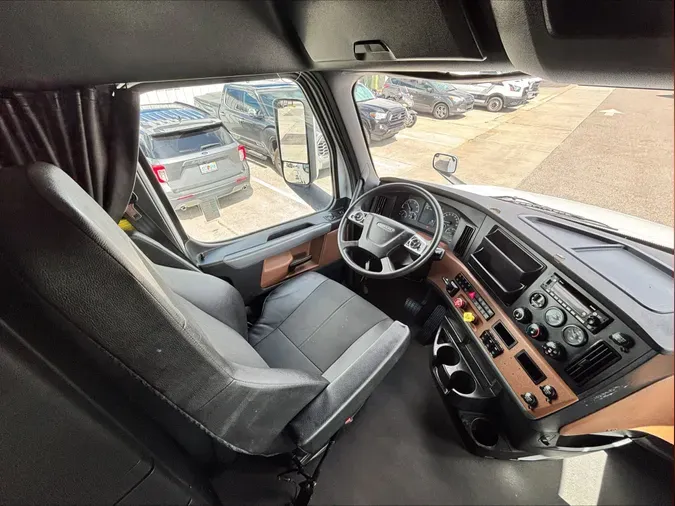 2022 Freightliner PT126SLP