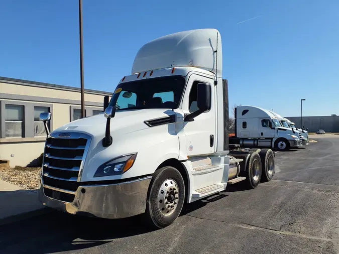 2019 FREIGHTLINER/MERCEDES NEW CASCADIA PX12664252947e50c2e47617526ccee9e60a3fb