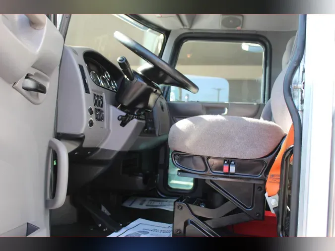 2020 Peterbilt 337252c6bf2c2d038a2f8ea798a1cb432e5