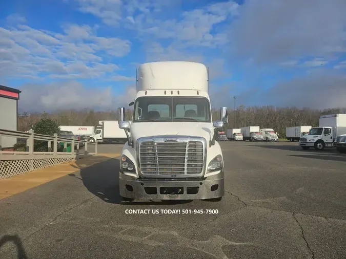 2018 FREIGHTLINER/MERCEDES CASCADIA 113