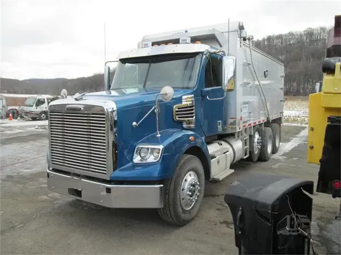 2015 FREIGHTLINER 122SD