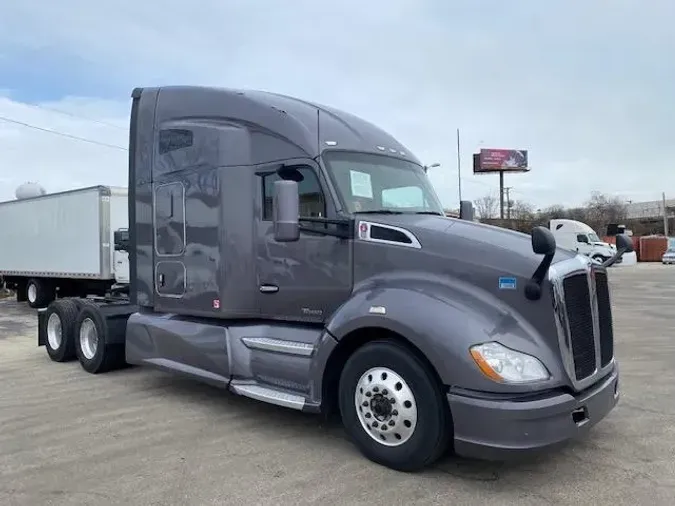 2022 Kenworth T680