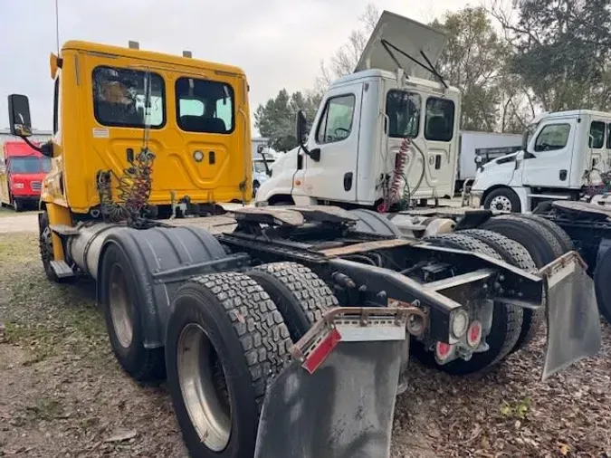 2018 FREIGHTLINER/MERCEDES CASCADIA 113