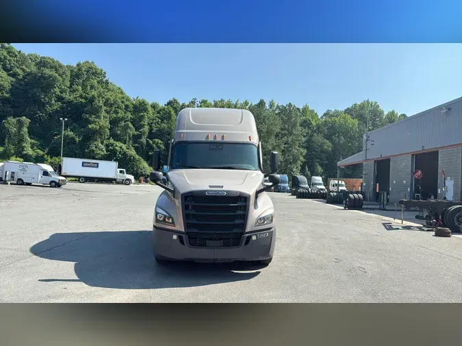 2023 Freightliner Cascadia 126