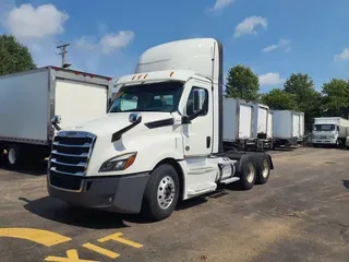 2021 FREIGHTLINER NEW CASCADIA PX12664
