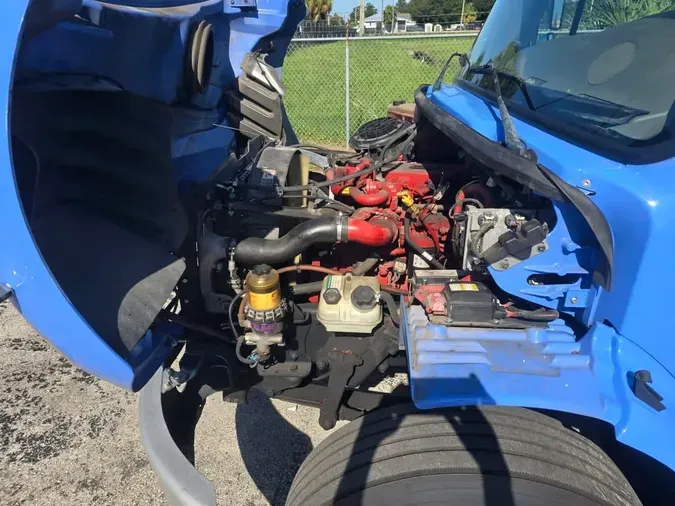 2019 FREIGHTLINER/MERCEDES M2 106