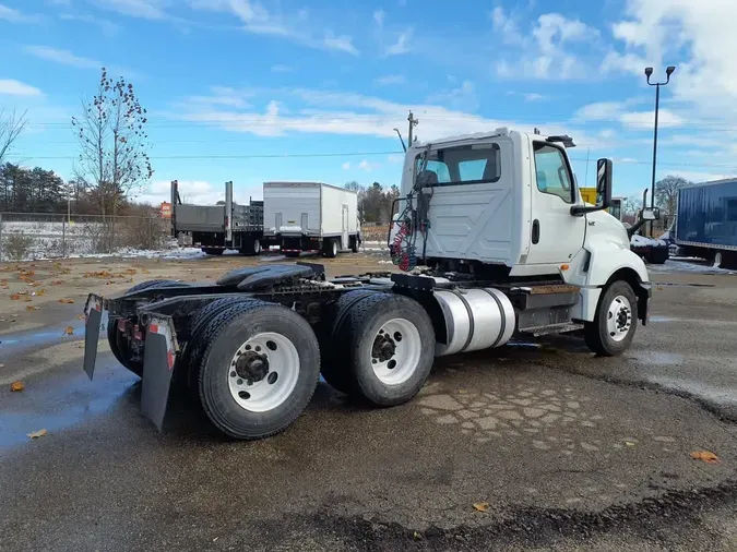 2019 NAVISTAR INTERNATIONAL LT625 DAYCAB T/A2535cf53f9013c50d7946d576970f942