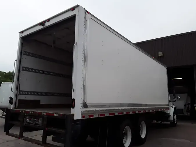 2019 FREIGHTLINER M2 106