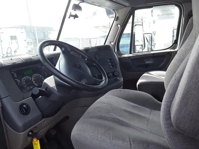 2016 FREIGHTLINER CASCADIA