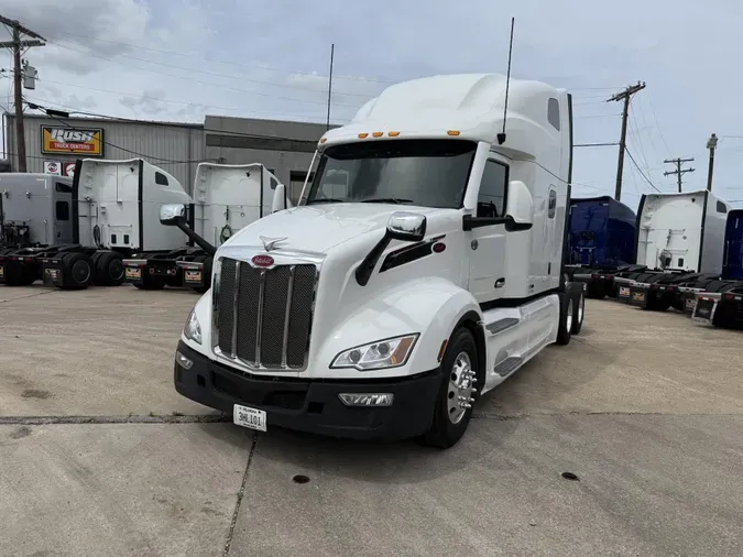 2023 Peterbilt 579