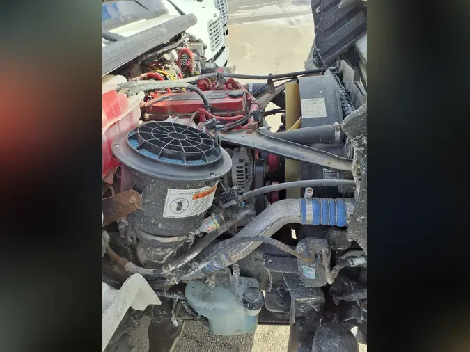 2019 FREIGHTLINER/MERCEDES M2 106